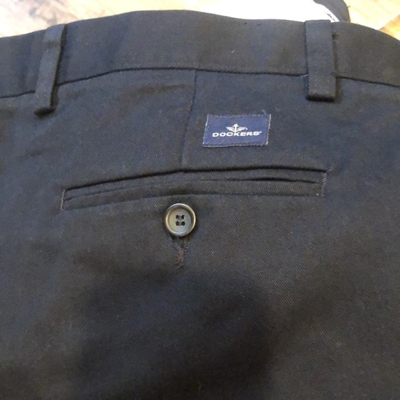 Dockers Flat Front Classic Fit Pants‎ - Picture 6 of 6